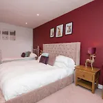 Sandfordarms Otel 3*